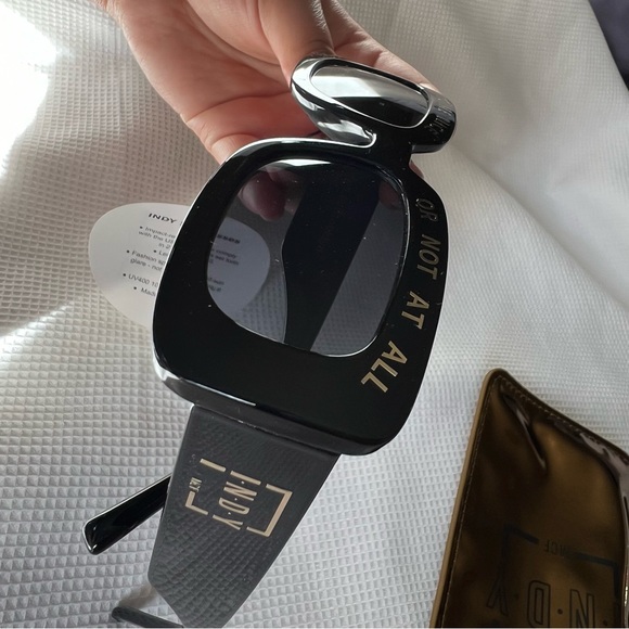 FreePeople Indy Sunglasses - Picture 6 of 8